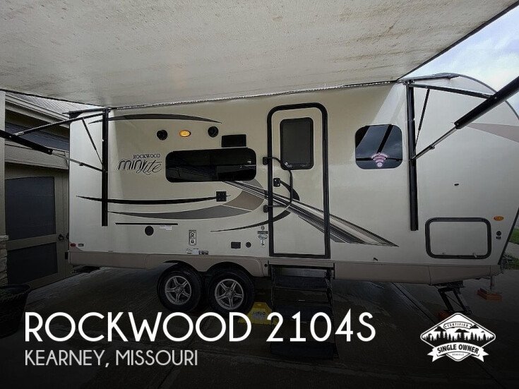 Thumbnail Photo undefined for 2018 Forest River Rockwood 2104S